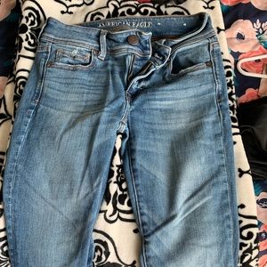 American Eagle blue jeans.